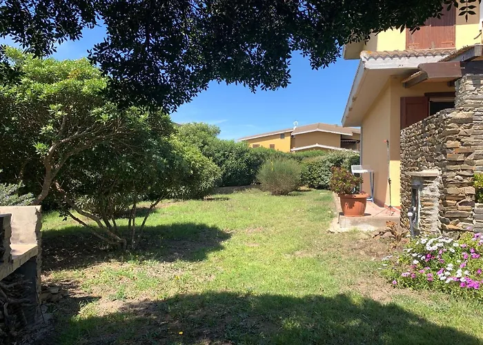L' Elicriso, A Pochi Passi Dal Mare Con Giardino Privato - The Elicriso, A Few Meters From The Sea, With Private Garden