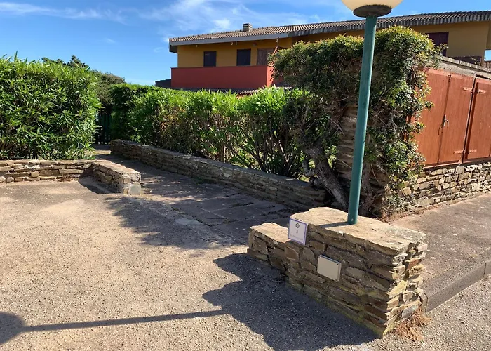 L' Elicriso, A Pochi Passi Dal Mare Con Giardino Privato - The Elicriso, A Few Meters From The Sea, With Private Garden דירה *