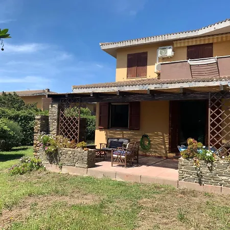 L'elicriso - A Pochi Passi Dal Mare Con Giardino Privato - The Elicriso - A Few Meters From The Sea, With Private Garden