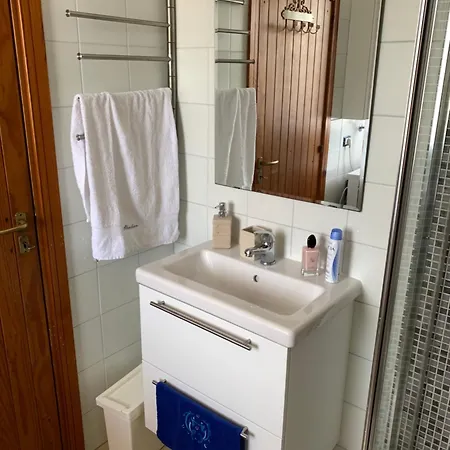 L' Elicriso, A Pochi Passi Dal Mare Con Giardino Privato - The Elicriso, A Few Meters From The Sea, With Private Garden * 斯廷蒂诺