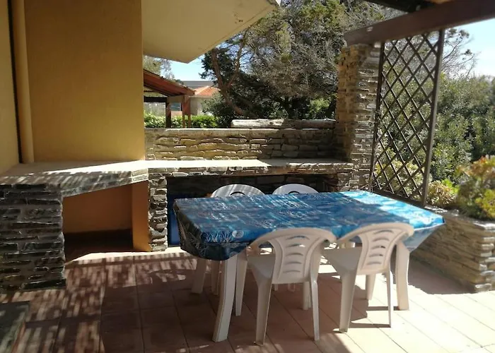 L' Elicriso, A Pochi Passi Dal Mare Con Giardino Privato - The Elicriso, A Few Meters From The Sea, With Private Garden Стинтино